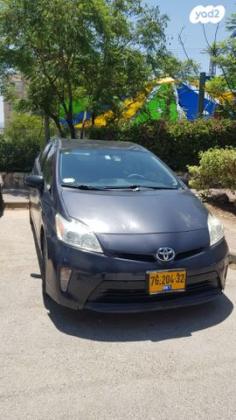 טויוטה פריוס Two הייבריד אוט' 1.8 (134 כ''ס) בנזין 2014 למכירה באלעד