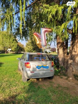 סוזוקי SX4 GLX-HB הצ'בק אוט' 1.6 (119 כ''ס) בנזין 2010 למכירה במגדל העמק