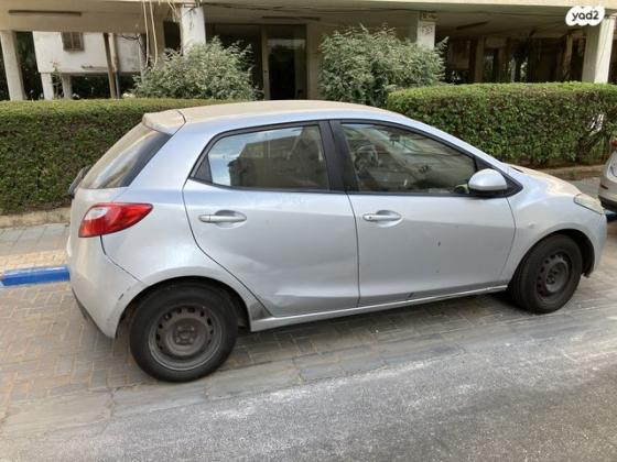 מאזדה H Active אוט' 1.5 (103 כ"ס) בנזין 2008 למכירה בתל אביב יפו