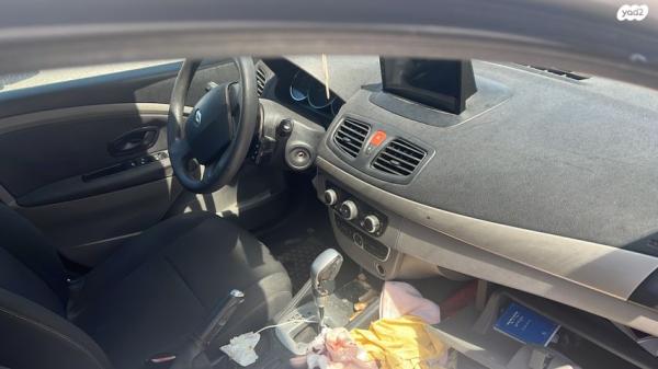 רנו פלואנס AU אוט' 1.6 (110 כ''ס) בנזין 2012 למכירה באשקלון