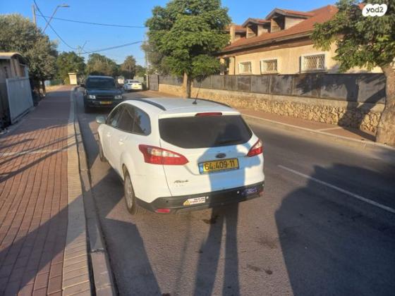 פורד פוקוס Trend סטיישן אוט' 1.6 (125 כ''ס) בנזין 2013 למכירה בעפולה