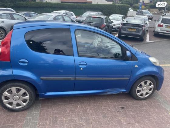 פיג'ו 107 Trendy אוט' 1.0 (70 כ''ס) בנזין 2011 למכירה במעלות תרשיחא