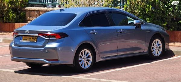 טויוטה קורולה הייבריד Sense סדאן אוט' 1.8 (98 כ''ס) בנזין 2019 למכירה בראשון לציון