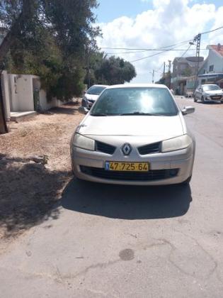 רנו מגאן דור 2 (2004-2010) Business אוט' 4 דל' 1.6 (110 כ''ס) בנזין 2008 למכירה בצוקי ים