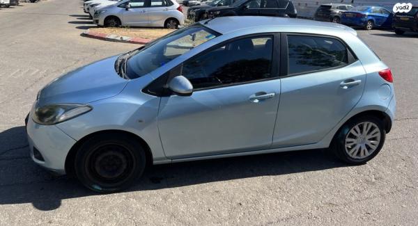 מאזדה H Dynamic אוט' 1.5 (103 כ"ס) בנזין 2008 למכירה ברעננה