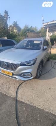 אם. ג'י. / MG EHS PHEV Net-Up אוט' הייבריד 1.5 (258 כ"ס) היברידי חשמל / בנזין 2021 למכירה בלבנים