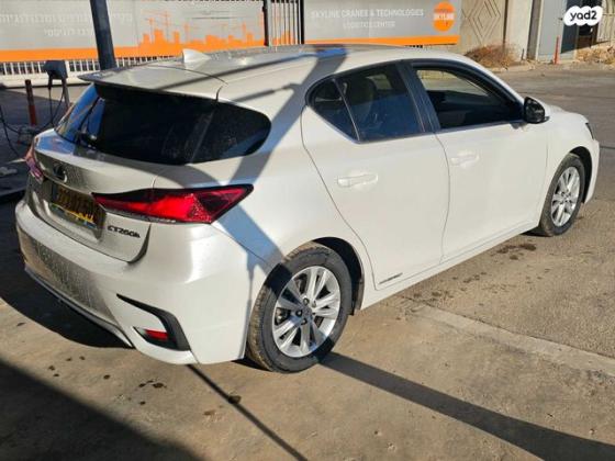 לקסוס CT200H Luxury הייבריד אוט' 1.8 (99 כ"ס) בנזין 2020 למכירה בברקן