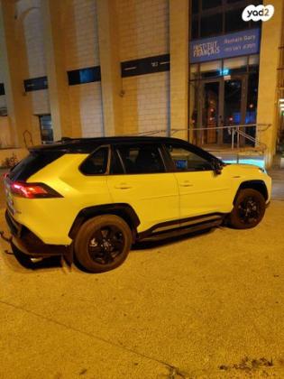 טויוטה RAV4 הייבריד E-motion Sky הייבריד אוט' 2.5 (178 כ''ס) בנזין 2022 למכירה בירושלים