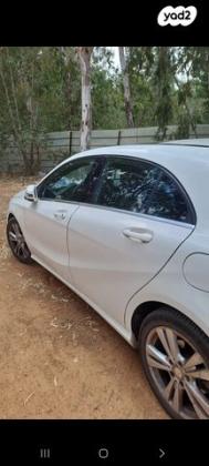 מרצדס A-Class A180 Urban אוט' 1.6 (122 כ"ס) בנזין 2017 למכירה בנתניה