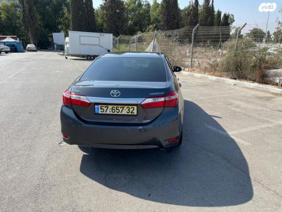טויוטה קורולה Sun אוט' 1.6 (132 כ"ס) בנזין 2015 למכירה בקרית גת
