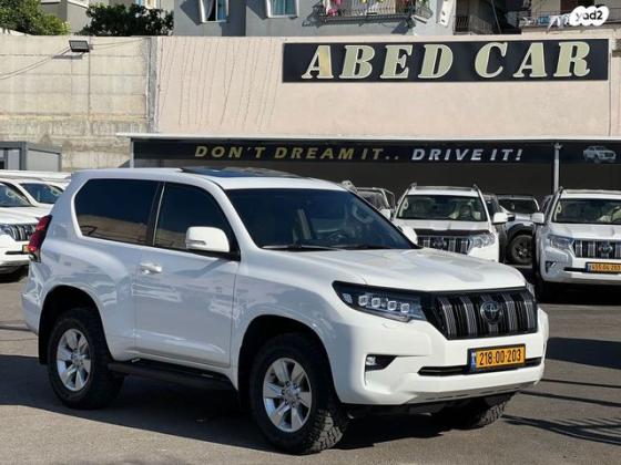 טויוטה לנד קרוזר קצר 4X4 Luxury SWB אוט' 3 דלתות דיזל 2.8 (204 כ''ס) דיזל 2022 למכירה בריינה