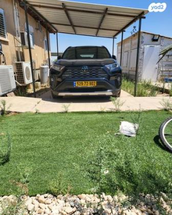 טויוטה RAV4 ארוך Extreme אוט' 2.0 (175 כ''ס) בנזין 2021 למכירה בפעמי תש"ז