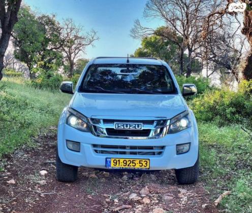 איסוזו 2X4 D-MAX LS דאבל קבינה אוט' דיזל 2.5 (163 כ''ס) דיזל 2013 למכירה בחיפה