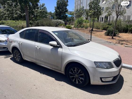 סקודה אוקטביה Style ידני דיזל 1.6 (110 כ''ס) דיזל 2016 למכירה בתל אביב יפו