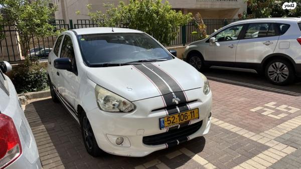 מיצובישי ספייס סטאר Invite ידני 1.0 (71 כ"ס) בנזין 2013 למכירה ברעננה