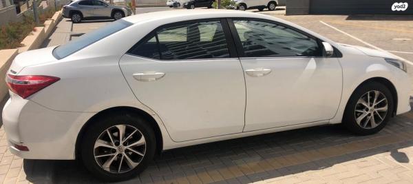 טויוטה קורולה GLI-FL אוט' 1.6 (132 כ''ס) [2013-2016] בנזין 2014 למכירה בנתניה