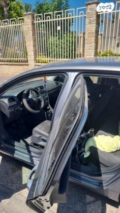 פולקסווגן גולף Trendline ידני 5 דל' 1.6 (102 כ"ס) בנזין 2010 למכירה בעכו