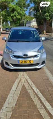 טויוטה ספייס ורסו Terra אוט' 1.3 (99 כ"ס) בנזין 2015 למכירה בהרצליה