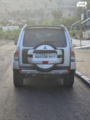 מיצובישי פג'רו קצר 4X4 Limited אוט' דיזל 5 מק' 3.2 (200 כ''ס) דיזל 2009 למכירה בקרית שמונה