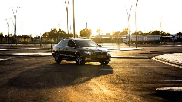 סקודה סופרב (עד 2019) Elegance אוט' 1.8 (153 כ''ס) בנזין 2013 למכירה בבת ים