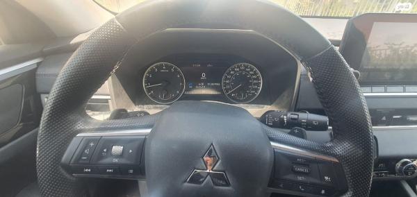 מיצובישי אאוטלנדר Instyle אוט' 7 מק' 2.5 (181 כ"ס) בנזין 2021 למכירה בגבעת זאב