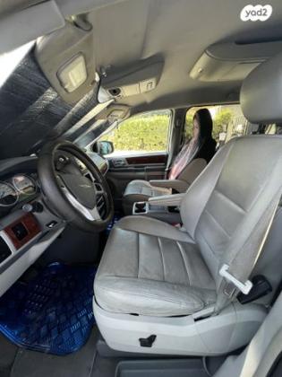 קרייזלר גראנד וויאג'ר Touring אוט' 7 מק' 3.8 (193 כ"ס) בנזין 2009 למכירה ברחובות