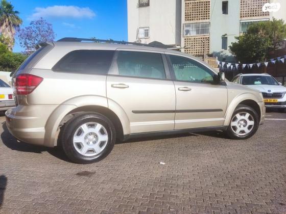 דודג' ג'רני SE אוט' 7 מק' 2.4 (168 כ"ס) בנזין 2008 למכירה בלוד