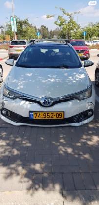 טויוטה אוריס הייבריד TS Sky סטיישן הייבריד אוט' 1.8 (99 כ"ס) בנזין 2017 למכירה בחדרה