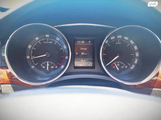 סקודה סופרב (עד 2019) Elegance אוט' 1.8 (153 כ''ס) בנזין 2012 למכירה בחדרה