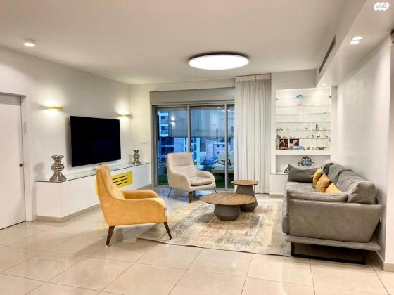 יוני נתניהו 9 (אם המושבות)