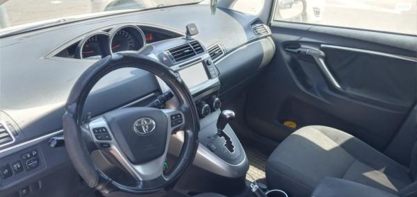 טויוטה ורסו GLI אוט' 1.8 (147 כ"ס) בנזין 2013 למכירה באלעד