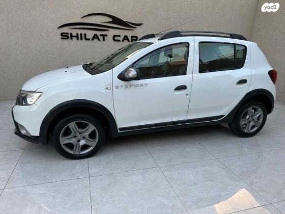 דאצ'יה סנדרו Laureate אוט' בנזין 0.9 (90 כ''ס) בנזין 2017 למכירה בחיפה