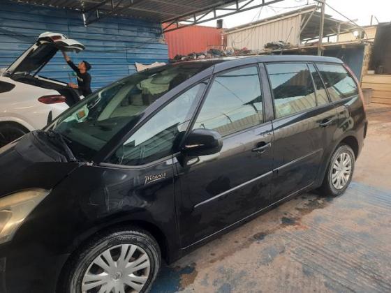 סיטרואן C4 פיקאסו SX רובוטית 7 מק' 1.6 (156 כ''ס) בנזין 2013 למכירה בפתח תקווה