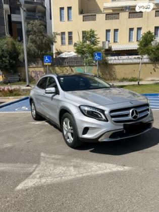 מרצדס GLA GLA200 Urban אוט' 1.6 (156 כ''ס) [2014-2017] בנזין 2015 למכירה בחולון