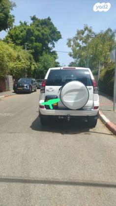 טויוטה לנד קרוזר קצר 4X4 STD אוט' דיזל 3.0 (173 כ''ס) דיזל 2007 למכירה בהוד השרון