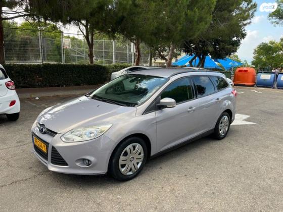 פורד פוקוס Trend סטיישן אוט' 1.6 (125 כ''ס) בנזין 2014 למכירה בחיפה
