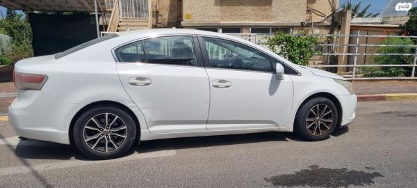 טויוטה אוונסיס אוט' 2.0 (152 כ"ס) [2009-2015] בנזין 2009 למכירה בקרית אתא