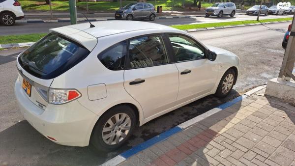 סובארו B3 האצ'בק RX אוט' 1.5 (107 כ''ס) בנזין 2008 למכירה בבת ים