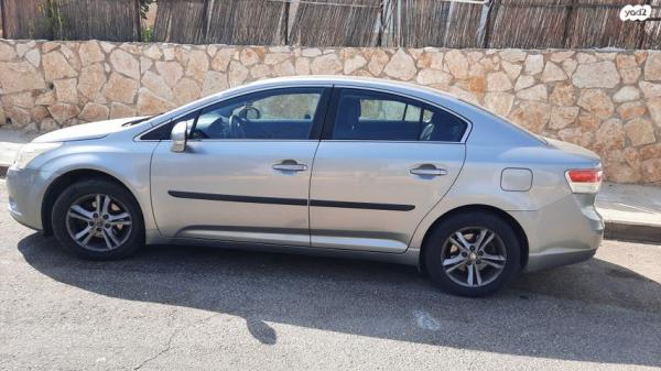 טויוטה אוונסיס אוט' 2.0 (152 כ"ס) [2009-2015] בנזין 2011 למכירה במעלה אדומים