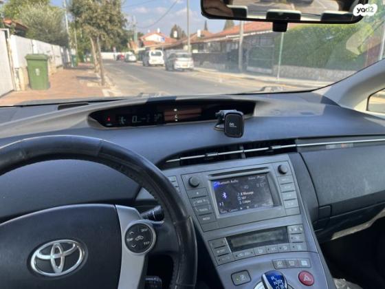 טויוטה פריוס GLI הייבריד אוט' 1.8 (99 כ"ס) בנזין 2014 למכירה בפתח תקווה