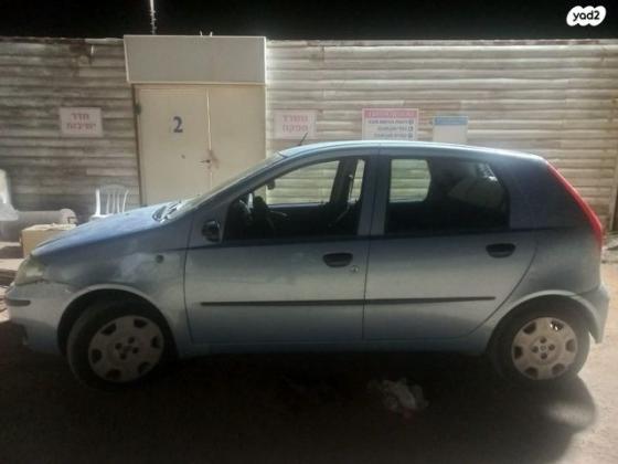 פיאט פונטו ספייס (דור II) Active אוט' 1.2 (60 כ''ס) בנזין 2004 למכירה בבית שאן