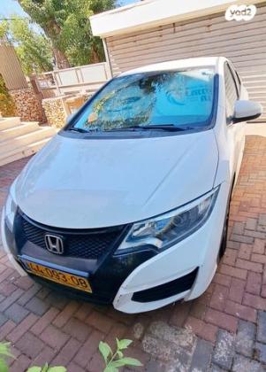 הונדה סיוויק האצ'בק החדשה Comfort אוט' 1.8 (142 כ''ס) בנזין 2016 למכירה ברעננה