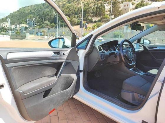 פולקסווגן גולף Trendline אוט' 5 דל' 1.4 (125 כ''ס) בנזין 2017 למכירה בחיפה