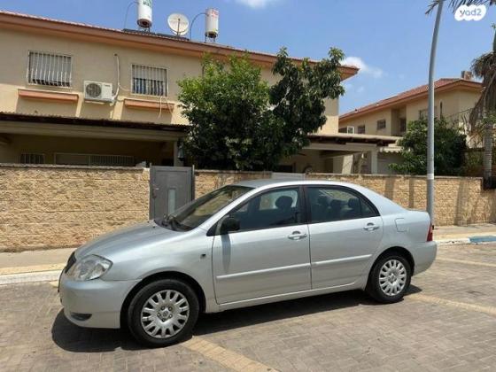 טויוטה קורולה Sun אוט' 1.6 (110 כ''ס) בנזין 2003 למכירה באור יהודה