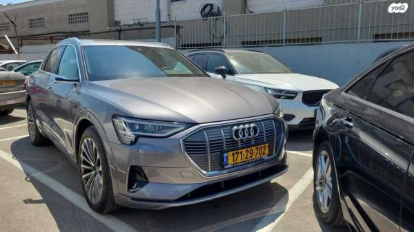 אאודי E-tron 4X4 Advanced Premium אוט' חשמלי (408 כ''ס) חשמלי 2020 למכירה בחיפה