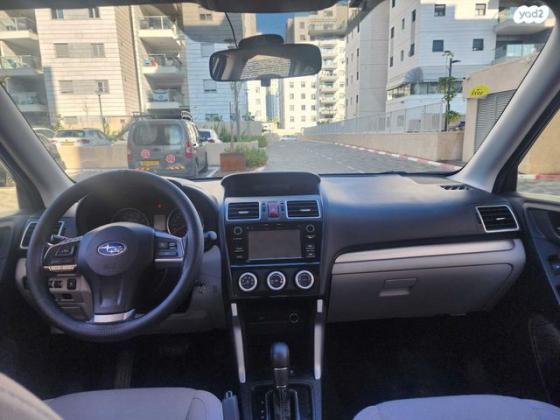 סובארו פורסטר 4X4 X אוט' 2.0 (150 כ"ס) [2012-2016] בנזין 2015 למכירה בחולון