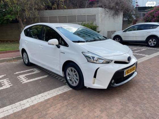 טויוטה פריוס פלוס הייבריד Active אוט' 1.8 (99 כ''ס) בנזין 2020 למכירה בגבעתיים
