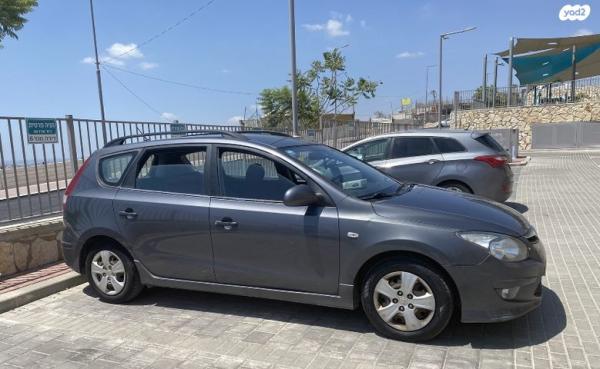יונדאי i30CW Inspire סטיישן אוט' 1.6 (126 כ''ס) בנזין 2011 למכירה באבני חפץ