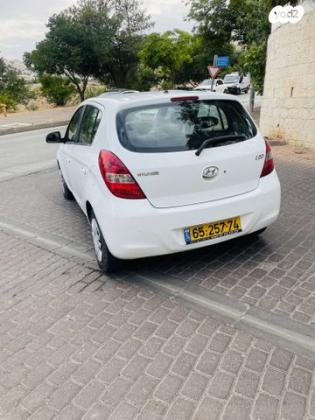 יונדאי i20 Inspire אוט' 1.4 (100 כ"ס) [2009-2015] בנזין 2011 למכירה בירושלים