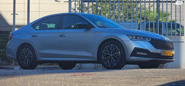 סקודה אוקטביה Dynamic אוט' 1.5 (150 כ''ס) בנזין 2021 למכירה בחיפה
